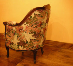 Carved Sofa Queen single seater