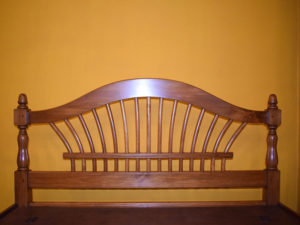 Sheaf of Wheat Queensize Bed detail