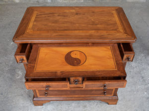 Inlaid Yin and Yang Chest detail